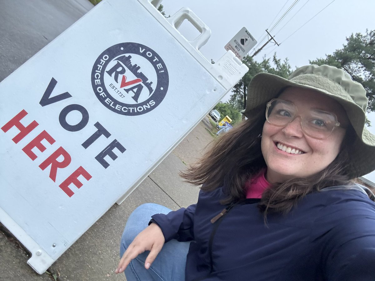 POLLS ARE OPEN! Time to vote #RVA! 

I’m voting for Hashmi, Jones, Barbour, and Irving. Feel free to slide in my DMs if you wanna talk about it before you vote!