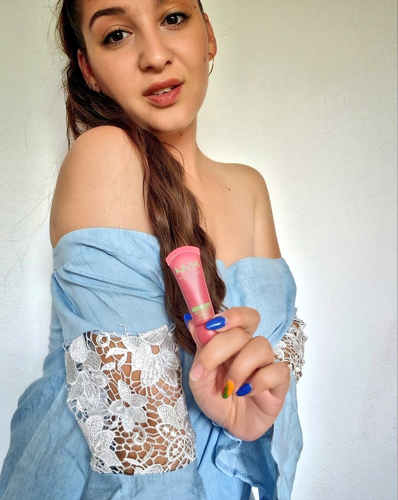 [Werbung]
Smushy Lips mit mattem Finish erleben @nyxcosmetics_de @trnd_dach
#trnd_nyx_smushy
#nyx_smushy  #lipsmatte #nyx