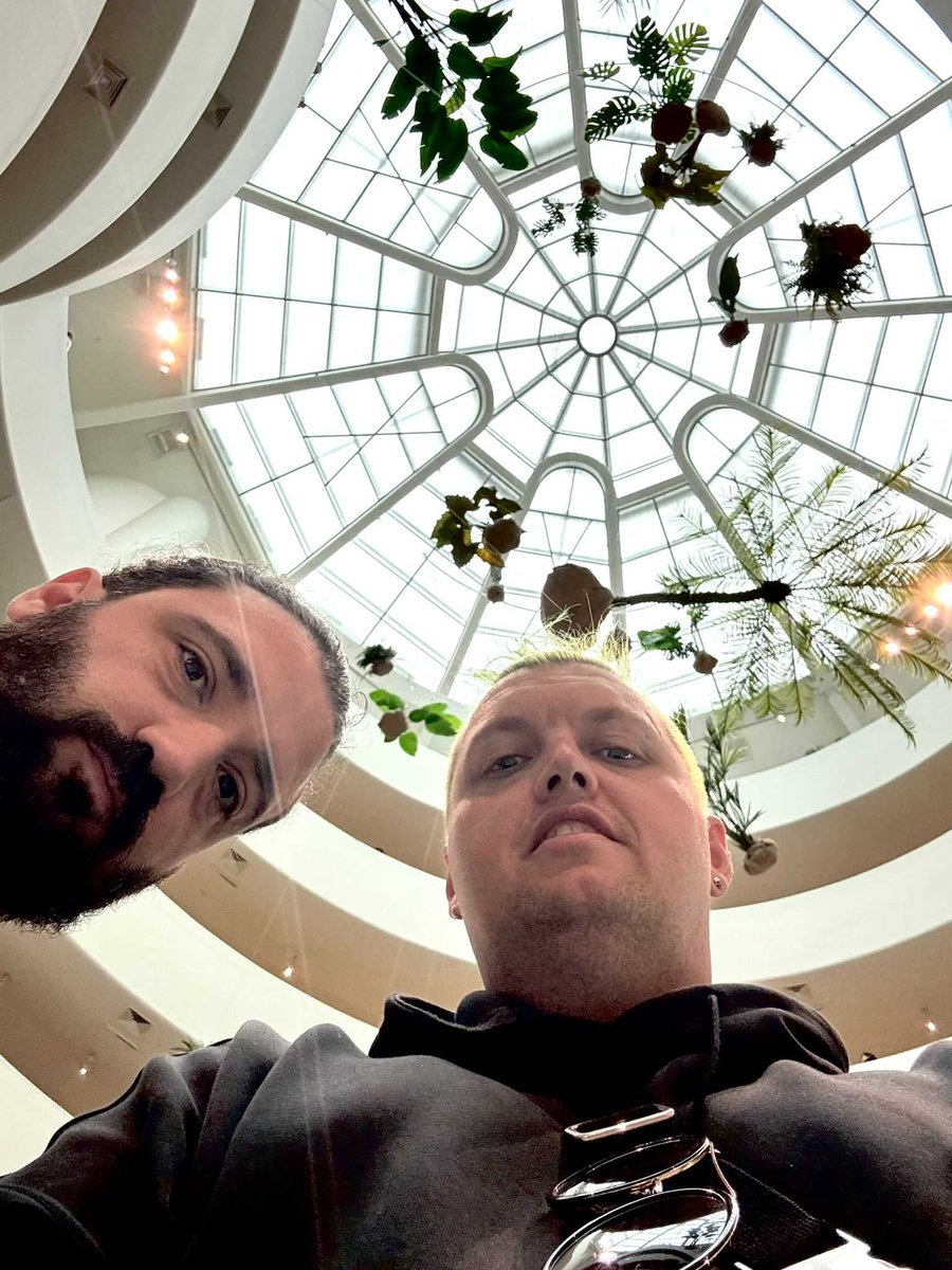 Hey brother, what are you doing on the floor?

<a href="/Fluxpavilion/">fluxpavilion.wav</a> <a href="/doctorpcircus/">Doctor P</a>