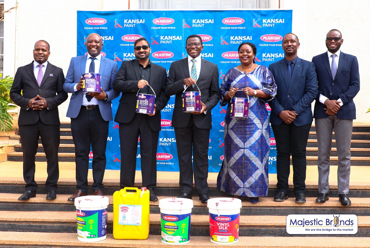 PLASCON TO COLOUR BUGANDA WORLD
Today marked yet another important milestone as Kansai Plascon - Uganda Limited <a href="/KansaiPlascon/">Kansai Plascon</a>  officially handed over paint worth UGX 50 million to Buganda Kingdom to begin repainting Bulange building, the historic Parliament and Administration