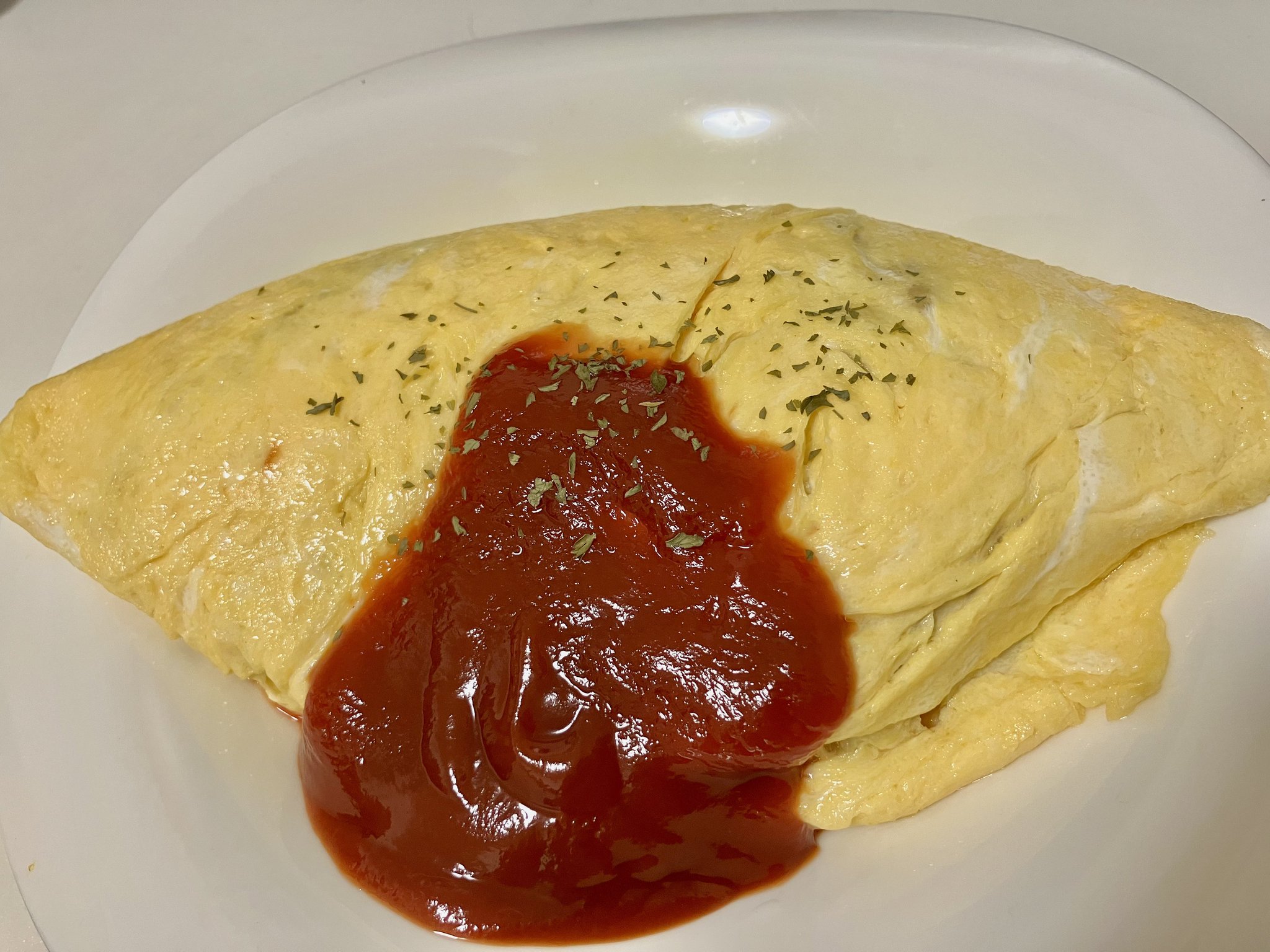 とろとろデミチーズオムライス🥚🧀 | 菓る茶