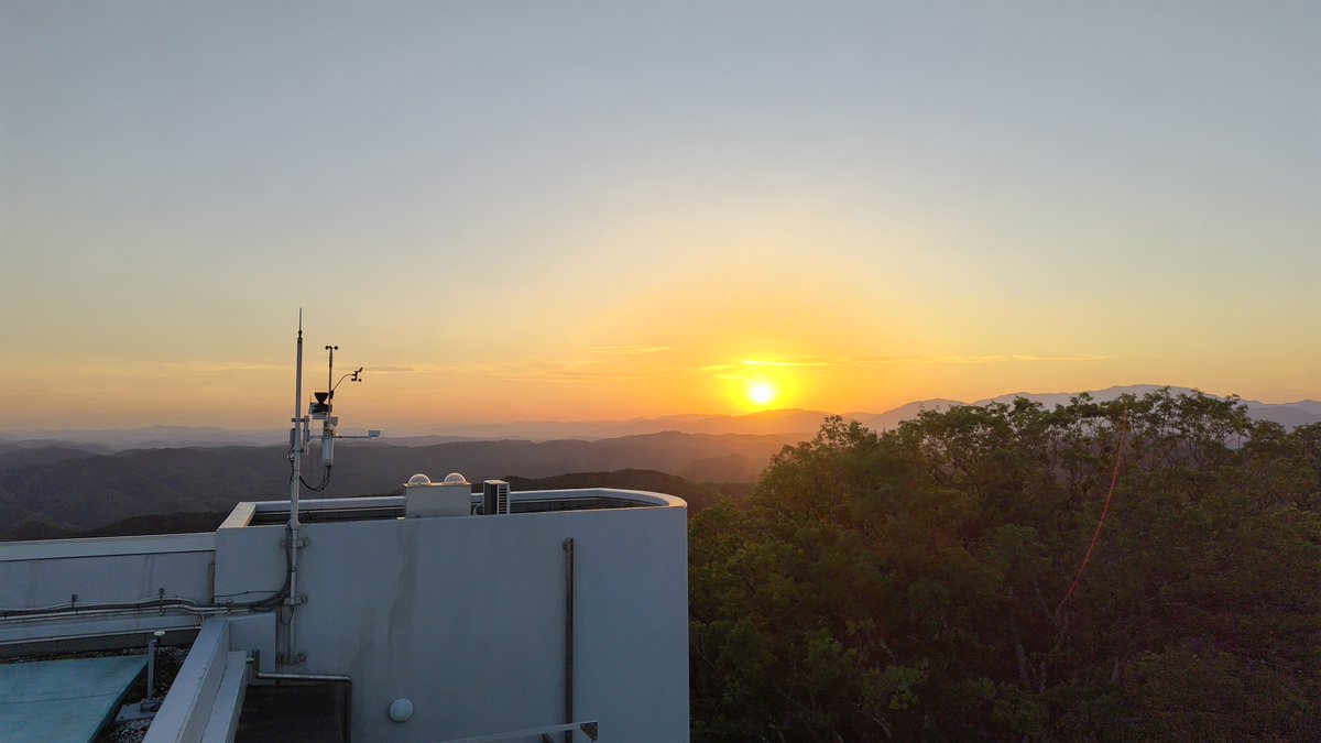 hoshimaru_nhao's tweet photo. #OneSolsticeOneSky
#NishiHarimaAstronomicalObservatory #NHAO https://t.co/PR2uysh1jH