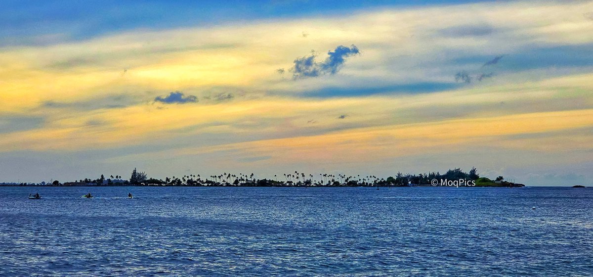 moqjazz's tweet image. El pasado sábado, me regalé unas horas (cámara en mano) para preservar algunas vistas en el perímetro exterior del VSJ. #PuertoRico @383_787 @AWA_013 @BoricuaVasca @bredle @GoVisitPR @Fernando_AF14 @GuaybanaJota @ManuelRoldanPR @mateo_ams @SusanSoltero @NatGeoTravel @FlorLluch