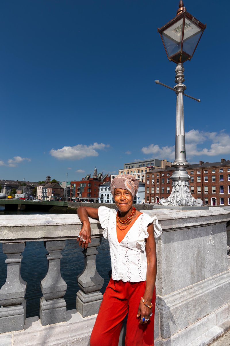 dan_whitehouse's tweet photo. Beyond happy to announce that award-winning poet @JennyMitchellGo will join Max and me @GreenNote to open our London #tensteps gig (the night before she heads off to Cork to be the 1st ever Poet-in-the-Community @corkcitylibrary)
Join us WEDS JUNE 25
🎟️ https://t.co/o3KTeFeETA https://t.co/WdoJlozdRw