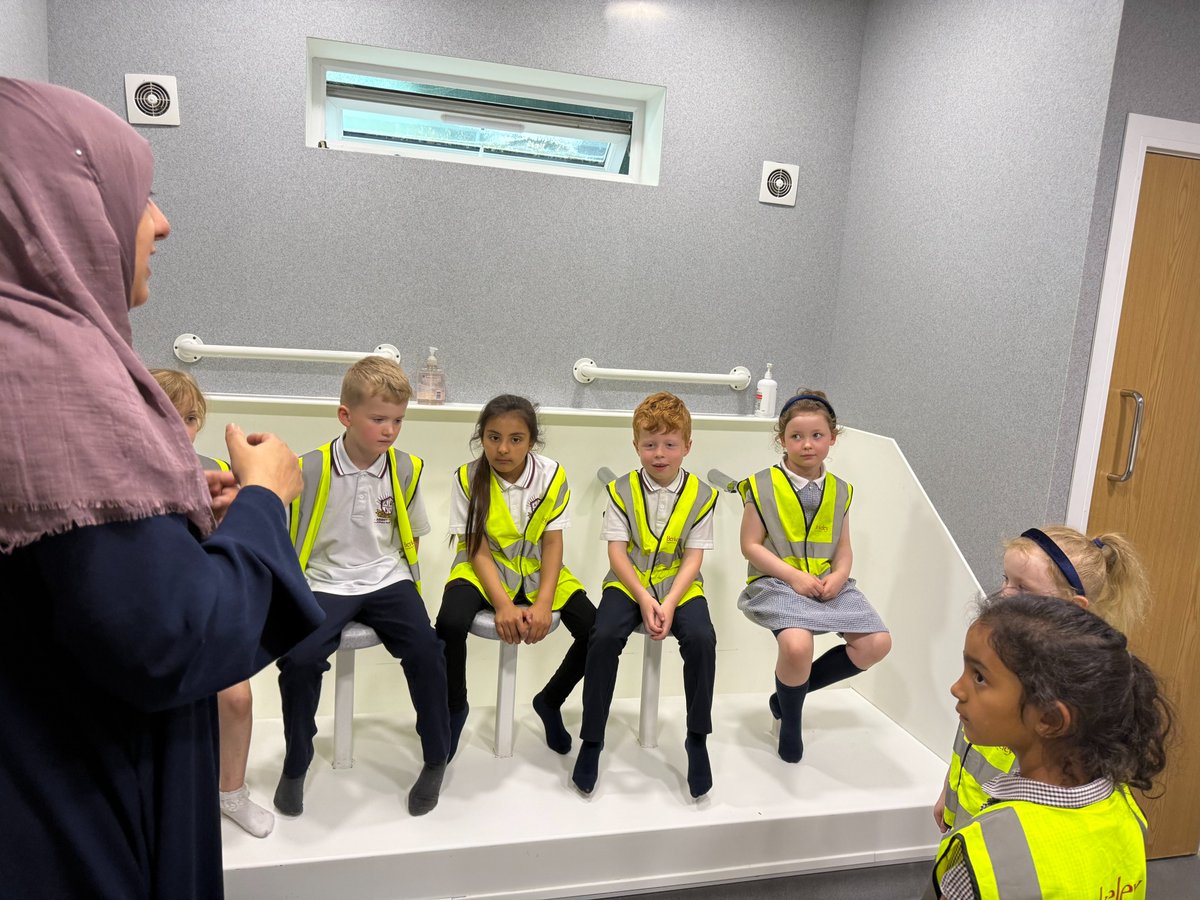 AVPAYear1 tweet media