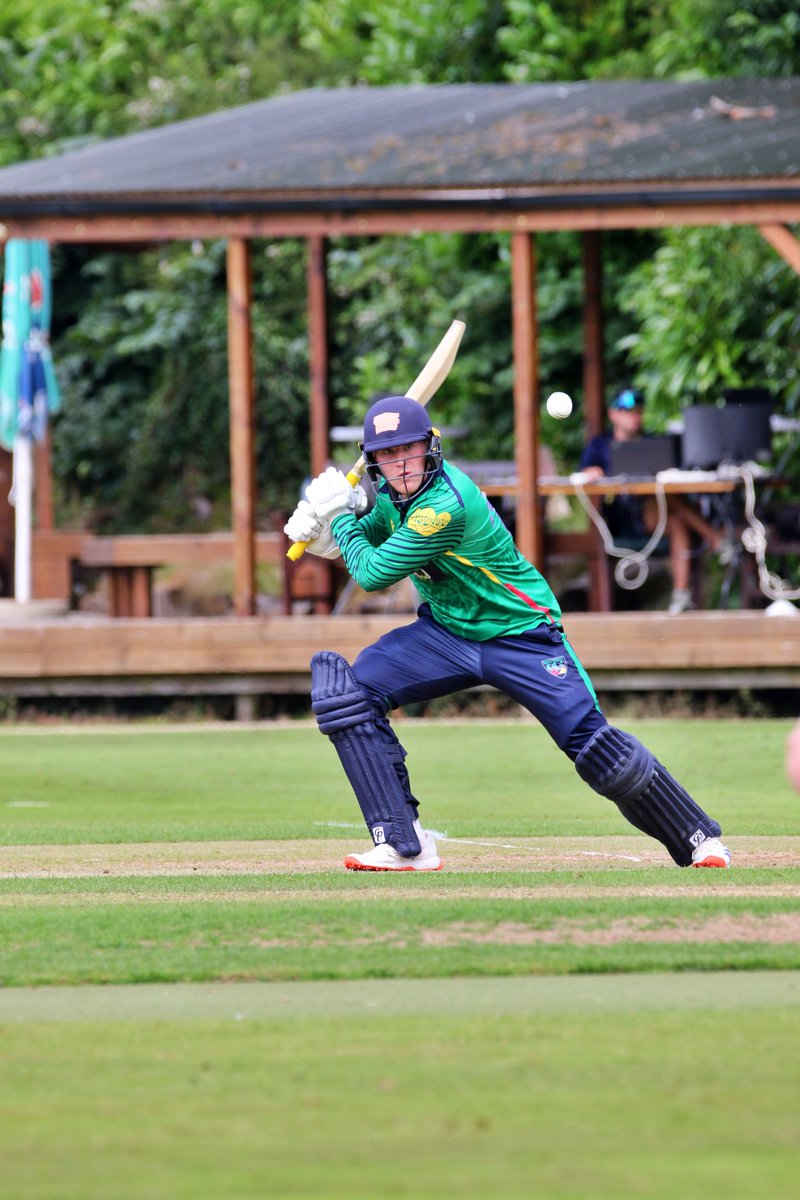 Munster Cricket (@munstercricket) on Twitter photo Score update: Warriors are 126/2 off 13.
Wickets for Matt Brewster and John McNally.
Munster Reds vs North West Warriors
Live Score: bit.ly/4jMIMlv
<a href="/cricketireland/">Cricket Ireland</a> <a href="/QuinsCC/">Cork Harlequins CC</a> Score update: Warriors are 126/2 off 13.
Wickets for Matt Brewster and John McNally.
Munster Reds vs North West Warriors
Live Score: bit.ly/4jMIMlv
<a href="/cricketireland/">Cricket Ireland</a> <a href="/QuinsCC/">Cork Harlequins CC</a>