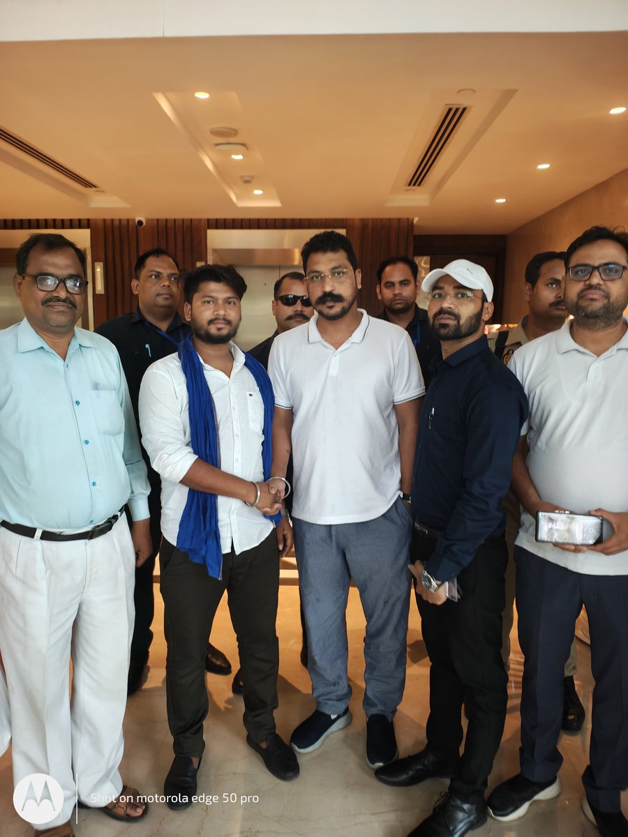 Dinesh vidrohi (@vidrohidinesh) on Twitter photo рдЖрджрд░рдгреАрдп <a href="/BhimArmyChief/">Chandra Shekhar Aazad</a> рдЬреА рдорд╛рдирдиреАрдп рд╕рд╛рдВрд╕рдж рд▓реЛрдХ рд╕рднрд╛ рдХреЛ рдмрд╣реБрдд рдмрд╣реБрдд рд╕рд╛рдзреБрд╡рд╛рдж рдХрд┐ рдЖрдкрдиреЗ рджреЗрд╢ рдХреЗ SC -ST рд╡рд░реНрдЧреЛрдВ рдХреЗ рдХрд╛рд░реНрдорд┐рдХреЛрдВ рдХреЛ рдкрджреЛрдиреНрдирддрд┐ рдореЗрдВ рдЖрд░рдХреНрд╖рдг рд╡ рдирд┐рдЬреА рдХреНрд╖реЗрддреНрд░реЛрдВ рдореЗрдВ рдЖрд░рдХреНрд╖рдг рдХреА рдорд╛рдВрдЧ рдХреЗ рдкреБрдирдГ 14 рдЬреВрди 2025 рдХреЛ рдордЬрдмреВрддреА рд╕реЗ рд░рдЦрд╛ред
рдмрд╣реБрдд рдмрд╣реБрдд рд╕рд╛рдзреБрд╡рд╛рдж
<a href="/DeepakKumarJhs/">Deepak Kumar</a>
<a href="/LalGadge/">рдЫреЛрдЯреЗ рд▓рд╛рд▓ рдорд╣рд╛рд░рд╛рдЬрд╛ рд╣рдбрд╝рдкреНрдкрд╛</a> <a href="/RPGautam67/">Ram prakash Gautam</a> <a href="/SumanNaresh4/">Suman Meena</a> рдЖрджрд░рдгреАрдп <a href="/BhimArmyChief/">Chandra Shekhar Aazad</a> рдЬреА рдорд╛рдирдиреАрдп рд╕рд╛рдВрд╕рдж рд▓реЛрдХ рд╕рднрд╛ рдХреЛ рдмрд╣реБрдд рдмрд╣реБрдд рд╕рд╛рдзреБрд╡рд╛рдж рдХрд┐ рдЖрдкрдиреЗ рджреЗрд╢ рдХреЗ SC -ST рд╡рд░реНрдЧреЛрдВ рдХреЗ рдХрд╛рд░реНрдорд┐рдХреЛрдВ рдХреЛ рдкрджреЛрдиреНрдирддрд┐ рдореЗрдВ рдЖрд░рдХреНрд╖рдг рд╡ рдирд┐рдЬреА рдХреНрд╖реЗрддреНрд░реЛрдВ рдореЗрдВ рдЖрд░рдХреНрд╖рдг рдХреА рдорд╛рдВрдЧ рдХреЗ рдкреБрдирдГ 14 рдЬреВрди 2025 рдХреЛ рдордЬрдмреВрддреА рд╕реЗ рд░рдЦрд╛ред
рдмрд╣реБрдд рдмрд╣реБрдд рд╕рд╛рдзреБрд╡рд╛рдж
<a href="/DeepakKumarJhs/">Deepak Kumar</a>
<a href="/LalGadge/">рдЫреЛрдЯреЗ рд▓рд╛рд▓ рдорд╣рд╛рд░рд╛рдЬрд╛ рд╣рдбрд╝рдкреНрдкрд╛</a> <a href="/RPGautam67/">Ram prakash Gautam</a> <a href="/SumanNaresh4/">Suman Meena</a>