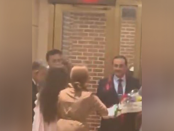"Islamabad ka Qatil": Overseas Pakistanis in US protest against COAS Asim Munir 
 #AsimMunir #Pakistan #US