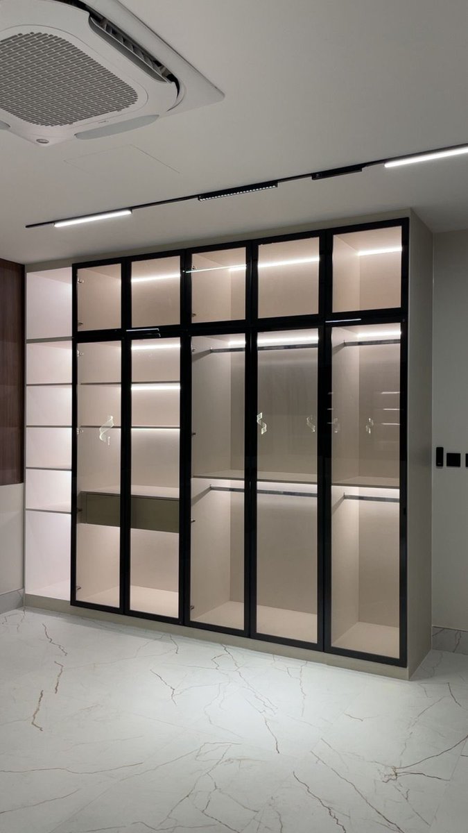 EASTERNCEILINGS's tweet photo. لمحة من أعمالنا في تشطيب #فيلا كاملة في #الجبيل_الصناعية حي #جلمودة 
#الشرقية #الرياض #الدمام #الاحساء #ديكورات_حديثة #دواليب #خزاين #design #ديكور_داخلي https://t.co/bAsFp3HxFM