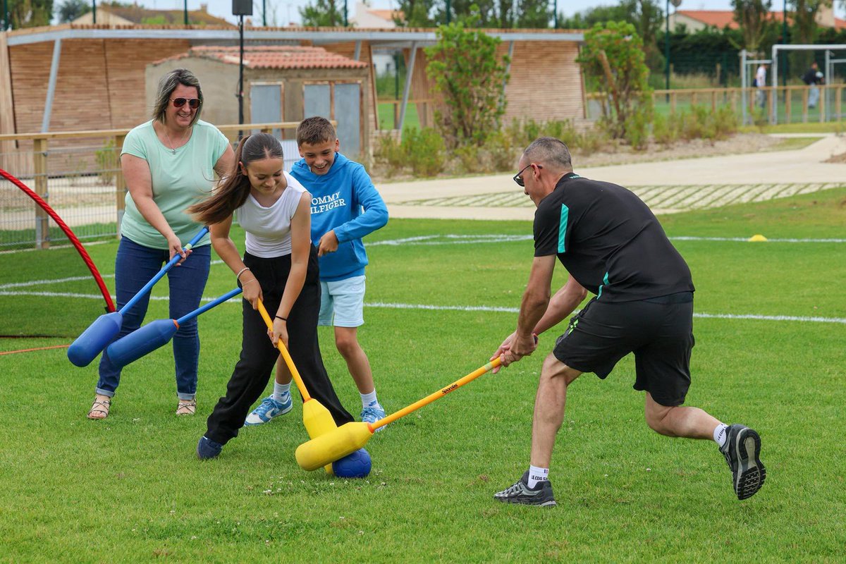 C’est ça qu’on aime : des projets qui aboutissent et des Sablais qui en profitent.😍🥳

Ambiance familiale, au top, pour l'ouverture du tout nouveau Parc des Chirons.

Toutes les générations s'approprient ce lieu de balade, de jeux, de sport… 🌳⚽️

Notre ville avance 👍