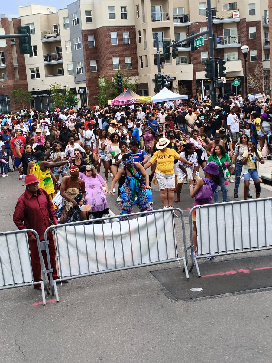 I took this pic just to show the fun that was had on Sunday.  A line dance was going on ...lol.  #Ilovebeingblack