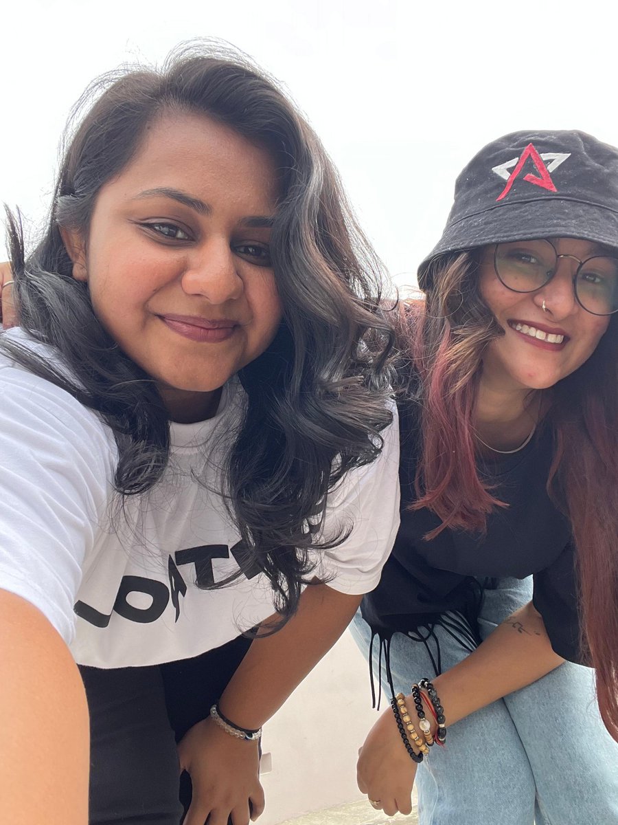 MokshitaAg20dec's tweet image. Just #Armaanian things 😉😜
@ArmaanMalik22

Merch makes me the happiest 🥹🫶

#intheAM