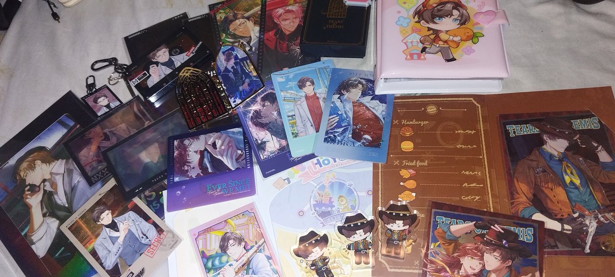 Pa0 (@pa0_drawss) on Twitter photo THANK YOUUU <a href="/vixiiiart/">VIXIII✨怡丽 : Tears of Themis Player</a> sa pasabuy and keeping the items secured🙏💞 They arrived safely✨ THANK YOUUU <a href="/vixiiiart/">VIXIII✨怡丽 : Tears of Themis Player</a> sa pasabuy and keeping the items secured🙏💞 They arrived safely✨