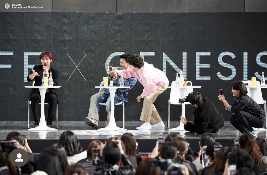 아 이사진 개웃기네