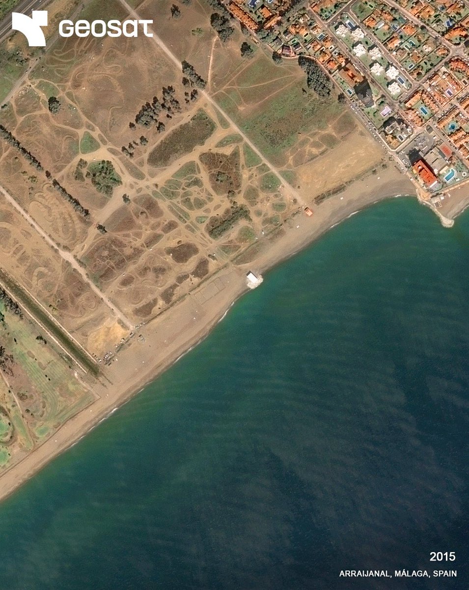 geosat_sat's tweet image. 🌊 Coastal retreat in Arraijanal (Málaga) has reached up to 45 m, per Spain’s Ministry for Ecological Transition.
Sand loss since 2018 is linked to storms, urban growth, and sediment disruption.
Our VHR imagery can help track coastal change over time to guide informed action