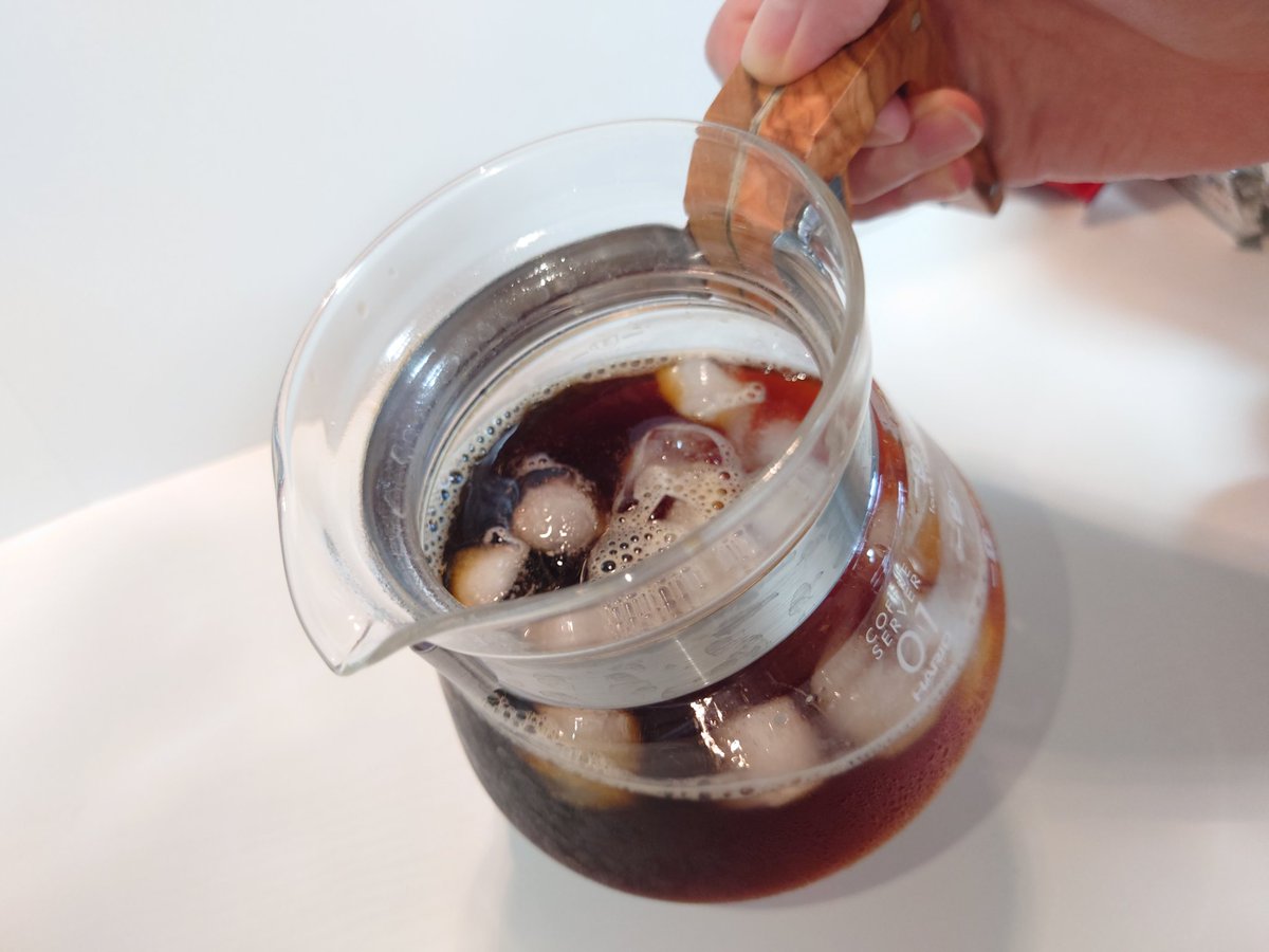 HomeRoastouka's tweet photo. 熱くなりました🥵
アイスコーヒーブレンド製作中ですので出来次第報告します！！ https://t.co/jiO3w2jbeI