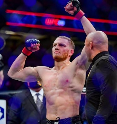 Johnny Laws tweet media