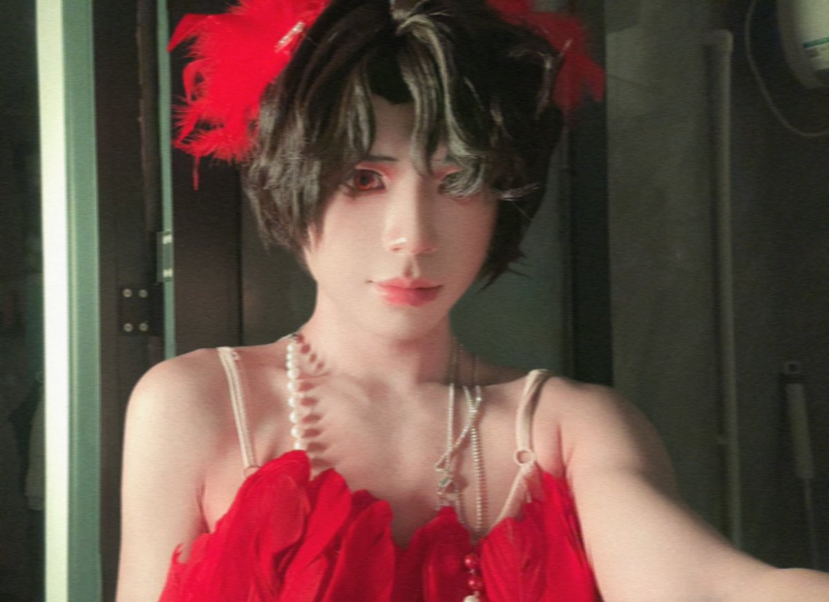 有我这样的“女朋友”你几点回家呢？
#伪娘の日常 #伪娘cd #男の娘 #可爱的男孩子 #伪娘勾引 #娼年