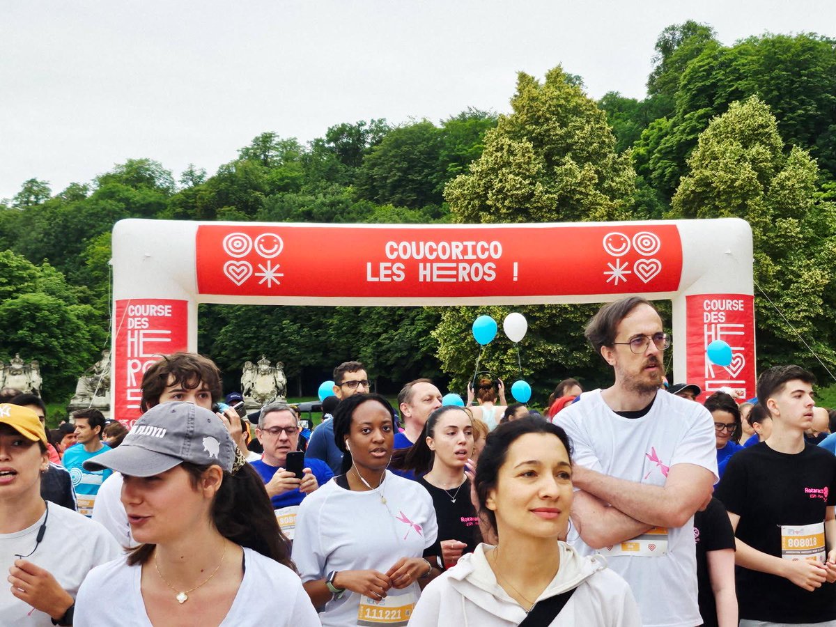 barreau92's tweet photo. 📷Retour en quelques images sur la participation de #barreau92 a la @coursedesheros en soutien a Avocats Sans Frontières France. #avocats #avocates #running https://t.co/JvpW8g0G4H