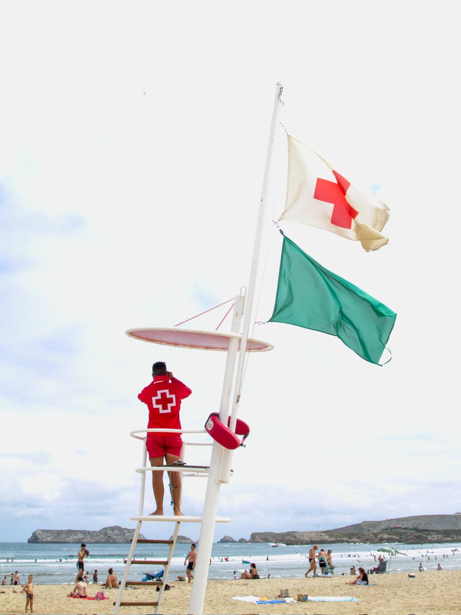 Desde ayer 16 de junio y hasta el 14 de septiembre el equipo de Cruz Roja trabajará a diario en las playas de Cantabria.

Contamos ya con un equipo de 300 personas pero si quieres formar parte de nuestra bolsa de trabajo puedes inscribirte aquí:  l1nk.dev/AnOhV