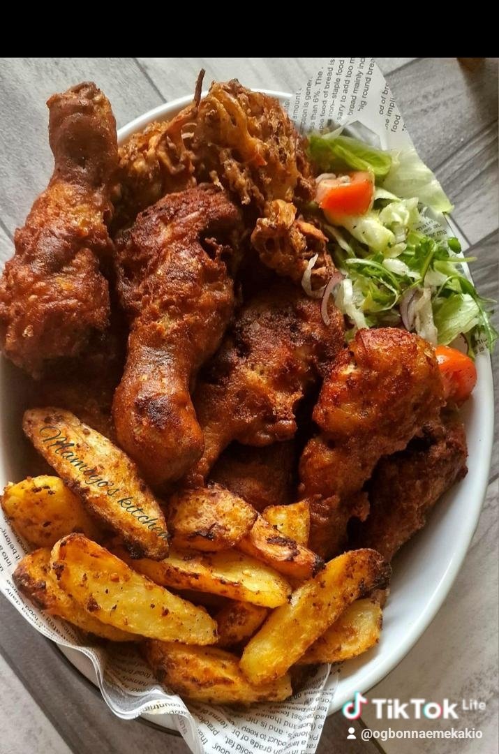 Food series.. we go know wetin be "food" 
How we dey prepare am?
Who dey chop food?
Where we dey cook food?
E dey important for us..

#Jodi_aestheticsltd  #kio_vision #kitchen #Food #HealthyEating #interiordesignmasters #healthylifestyle #luxurykitchen