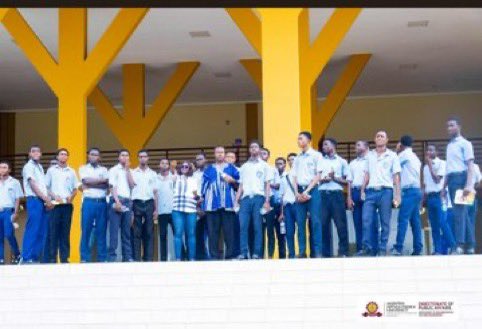 📌📌ATTENTION STUDENTS📌📌

Final-year Economics Students of the Osei Tutu Senior High School tour AAMUSTED Kumasi Campus.