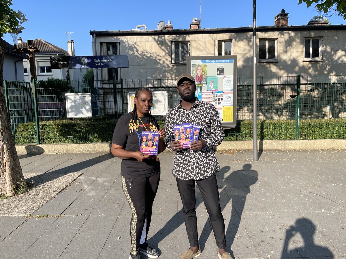 KekeRachel's tweet image. Distribution de tracts ce matin devant l'école Paul Bert pour la réunion publique du 24 juin à Chvilly-Larue à 19h30.
Venez nombreux et nombreuses
