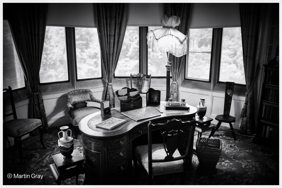 Martin Gray (@martingrayphoto) on Twitter photo 'The Tiny Desk'... ๐ฅ๏ธ๐๏ธ๐๏ธ
Wouldn't mind this for a work space! ๐
#cragside <a href="/nationaltrust/">National Trust</a> #blackandwhitephotography 'The Tiny Desk'... ๐ฅ๏ธ๐๏ธ๐๏ธ
Wouldn't mind this for a work space! ๐
#cragside <a href="/nationaltrust/">National Trust</a> #blackandwhitephotography