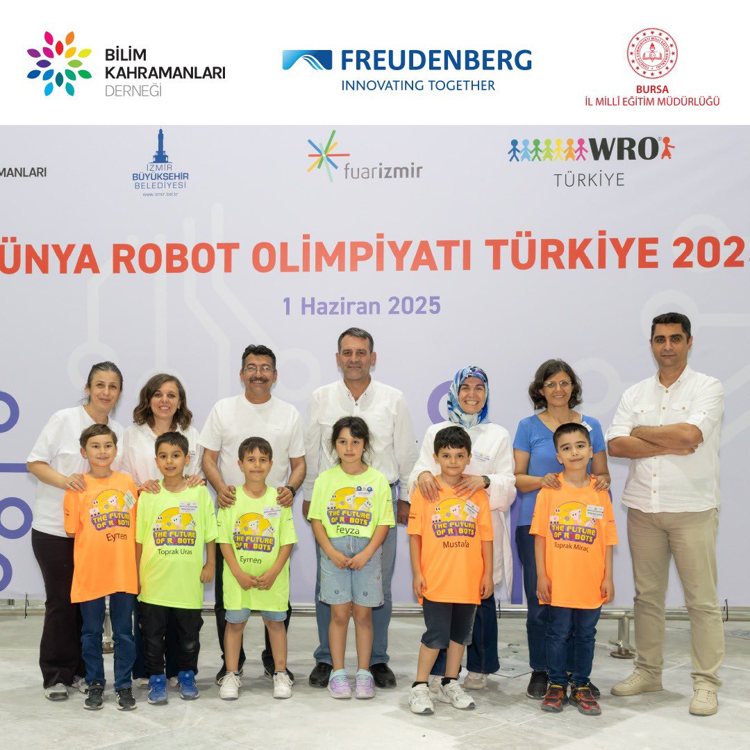 Freudenberg Sealing Technologies desteği ve Bursa İl Milli Eğitim Müdürlüğü işbirliğiyle Bilimde Fırsat Eşitliği Bursa projemiz kapsamında, Sait Ete İlkokulundan 2 takım WRO Türkiye 2025 Geleceğin Mucitleri kategorisine katıldı!  Takımlarımıza teşekkür ederiz! #wro2025