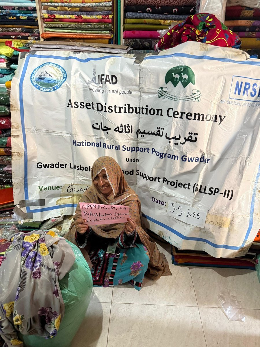 GLLSPII's tweet photo. Productive Asset distribution event were held in Gwadar and Lasbela, benefiting marginalized individuals from. The event, supervised by PIUs the NRSP team, aimed to empower ultra poor beneficiaries economically. https://t.co/70pclUJWNR