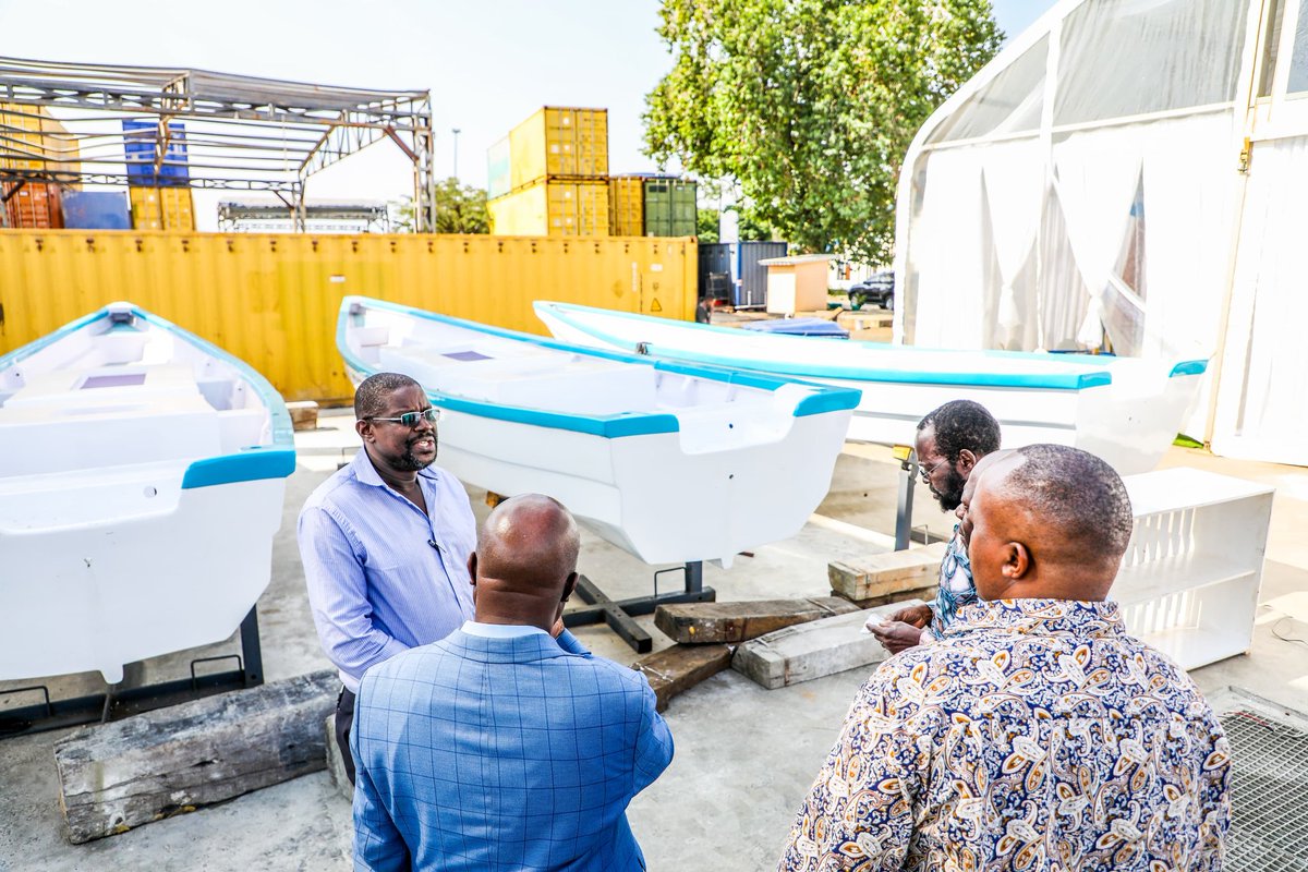 AnyangNyongo's tweet photo. Last evening, I made an impromptu visit to Kenya Shipyard Limited in Kisumu. I'm impressed by their work on modern fiber boats for our BMUs a game changer for safety on Lake Victoria. Local solutions, saving lives. Kudos to the team! #TichTire https://t.co/RqosjdEQMq