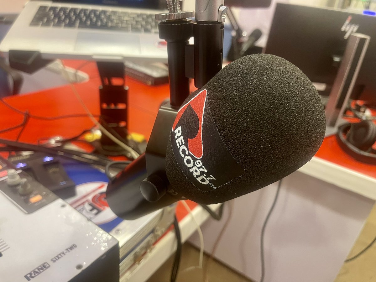 The Music Squeezer 🎧🎶 tweet media