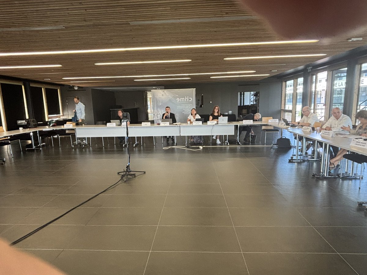HGC2IME's tweet image. 🔴92e Comité d’Accélération @AccelC2IME #RECIES – EuroAccelerator @InterregGR @GrandeRegionOff @DebordValerie 👉🏼
Une méthode d’analyse rigoureuse qui intègre les enjeux de souveraineté industrielle, de transition écologique, de relocalisation stratégique et les défis IA