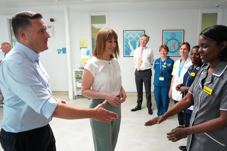 Shaun Walsh (@shaunewalsh) on Twitter photo 'NHS trials helped beat Covid, millions can do the same against cancer and dementia'
Welcome ambition from <a href="/wesstreeting/">Wes Streeting</a> - we hope to see strong commitment to cancer in the imminent 10 Year Health Plan & the Industrial Strategy Life Sciences Sector Plan
msn.com/en-nz/news/oth… 'NHS trials helped beat Covid, millions can do the same against cancer and dementia'
Welcome ambition from <a href="/wesstreeting/">Wes Streeting</a> - we hope to see strong commitment to cancer in the imminent 10 Year Health Plan & the Industrial Strategy Life Sciences Sector Plan
msn.com/en-nz/news/oth…