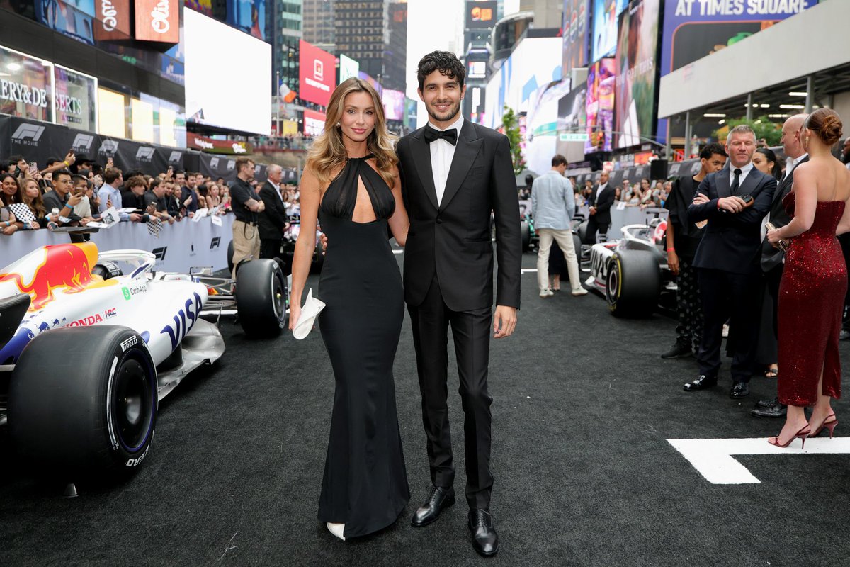 teamhaasfr's tweet image. #Bearcon étaient bien accompagnés hier pour la première du film F1 😮💨🤩
#F1 #HaasF1 @HaasF1Team