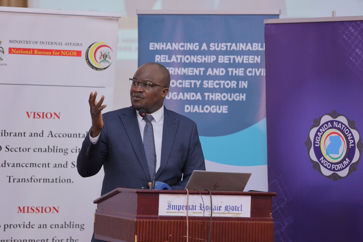 The Human Rights Centre Uganda (@hrcug) on Twitter photo Today we’re hosting a high-level dialogue with Hon. <a href="/otafiire_k/">Kahinda Otafiire</a>, <a href="/UgandaEC/">The Electoral Commission - Uganda</a>, and leaders from civil society to discuss Uganda’s election process.
This timely engagement provides a strategic space to reflect on the 2026 general elections, the role of CSOs, and the opportunities Today we’re hosting a high-level dialogue with Hon. <a href="/otafiire_k/">Kahinda Otafiire</a>, <a href="/UgandaEC/">The Electoral Commission - Uganda</a>, and leaders from civil society to discuss Uganda’s election process.
This timely engagement provides a strategic space to reflect on the 2026 general elections, the role of CSOs, and the opportunities