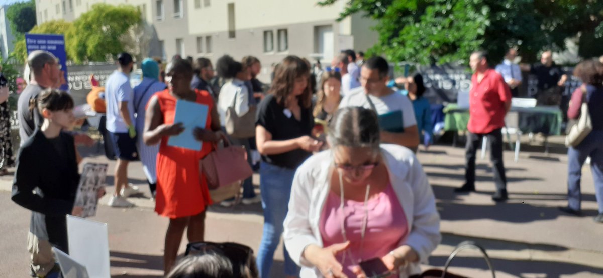 #recrutement 
Avec <a href="/FTravail_OCC/">France Travail Occitanie</a> #Narbonne Allons vers nos usagers en #qpv promouvoir des opportunités d #emploi.
Merci <a href="/MLJNarbonne/">MLJ Narbonne</a> <a href="/GrandNarbonneCA/">Le Grand Narbonne</a> <a href="/e2c/">e2c</a> pour notre partenariat.