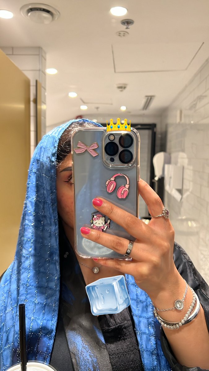 ماني قِسى، ولا مثل باقي النساء..
أنا الأكيد !
ماني مثل علّ وعسى.