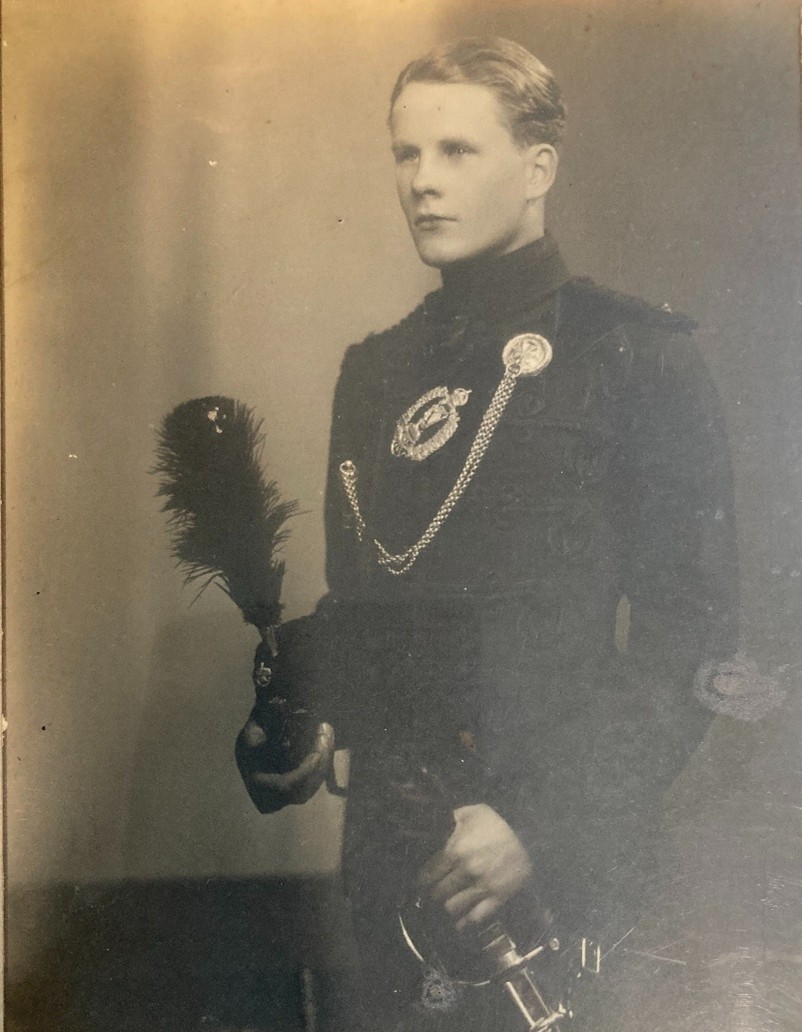 untoldthemuseum's tweet image. ‘Throughout the action (Suwon), which took place in great darkness, at close quarters and in great confusion, he acted with great courage and resourcefulness, and was an inspiring influence on all men under his command.’ 

#untoldthemuseum #KoreanWar #wewillrememberthem