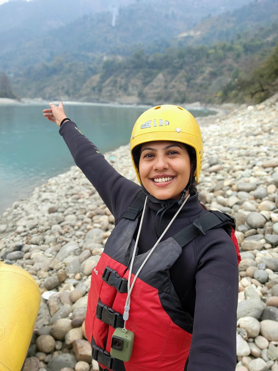 SoumyaHegde31's tweet image. Have you ever rafted in the tranquil Alakananda river? 🤩
Watch a fun filled interesting vlog
youtu.be/87rP5zSzkkc