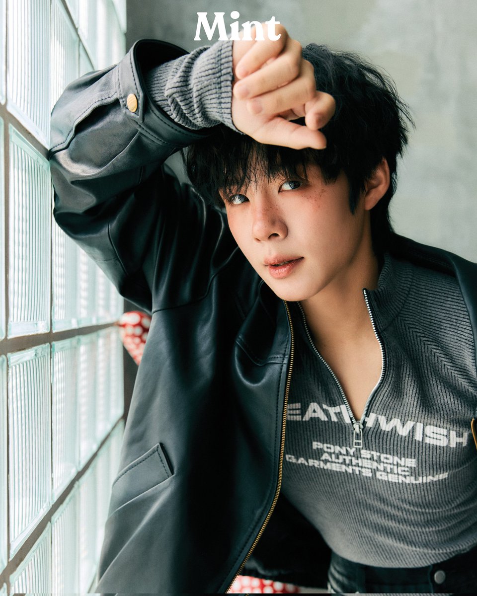 yczihao's tweet photo. "At that moment, I was so shocked that I couldn’t do anything, like my mind froze for a second. But once I calmed down, I was extremely happy because, for the past 6 years, I’ve been trying my best, and finally, I got a beautiful result."

🔗 https://t.co/ODSnGFTQZB https://t.co/9tbbHlTJQW