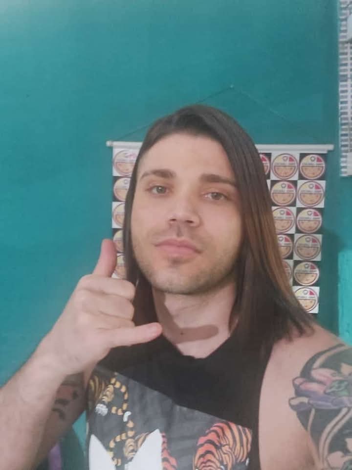 paralanchess's tweet image. José Adailton, o rei do Pará Lanches, é um cara que curte zoar no X com posts picantes e promete nunca abandonar os fãs, mesmo sendo famoso por suas cantadas e piadas ousadas