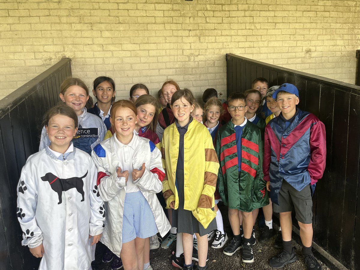 Carrie Ford (@carrie_rts) on Twitter photo Huge thanks as always, great day <a href="/RacingtoSchool/">Racing to School</a> <a href="/TheJockeyClub/">The Jockey Club</a> <a href="/CarlisleRaces/">Carlisle Racecourse</a> 🏇 & 🙏🙌<a href="/HollieDoyle1/">Hollie Doyle</a> <a href="/PMulrennan/">Paul Mulrennan</a> #madetheirday😊!🍀🍀🍀<a href="/RoyalAscot/">Royal Ascot Fans</a>🎩 Huge thanks as always, great day <a href="/RacingtoSchool/">Racing to School</a> <a href="/TheJockeyClub/">The Jockey Club</a> <a href="/CarlisleRaces/">Carlisle Racecourse</a> 🏇 & 🙏🙌<a href="/HollieDoyle1/">Hollie Doyle</a> <a href="/PMulrennan/">Paul Mulrennan</a> #madetheirday😊!🍀🍀🍀<a href="/RoyalAscot/">Royal Ascot Fans</a>🎩