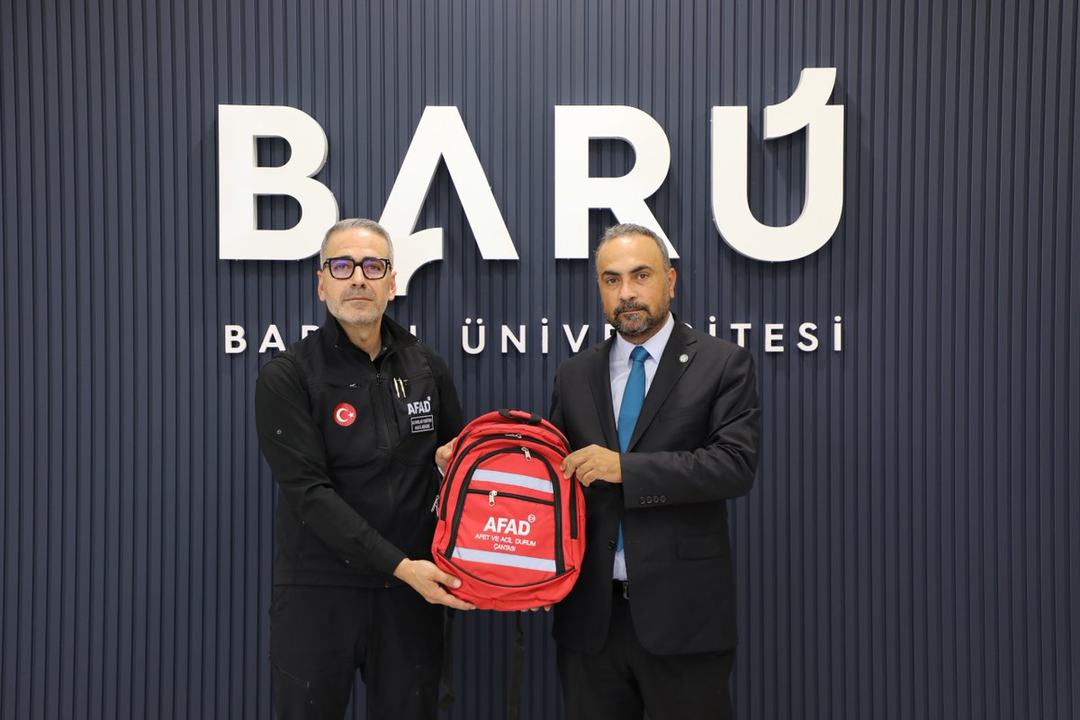 AFAD Bartın (@afad_bartin) on Twitter photo İl Müdürümüz Alparslan YENİTÜRK, Bartın Üniversitesi Rektörlüğü görevine atanan Prof. Dr. Ahmet AKKAYA’yı makamında ziyaret ederek hayırlı olsun dileklerini iletti.
Sayın Rektörümüze yeni görevinde başarılar dileriz.
<a href="/baruedutr/">Bartın Üniversitesi</a> İl Müdürümüz Alparslan YENİTÜRK, Bartın Üniversitesi Rektörlüğü görevine atanan Prof. Dr. Ahmet AKKAYA’yı makamında ziyaret ederek hayırlı olsun dileklerini iletti.
Sayın Rektörümüze yeni görevinde başarılar dileriz.
<a href="/baruedutr/">Bartın Üniversitesi</a>