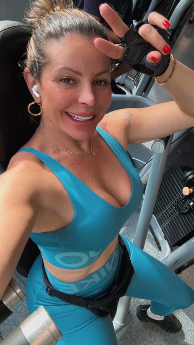 onlyfans.com/alexia-shemale
Good morning!