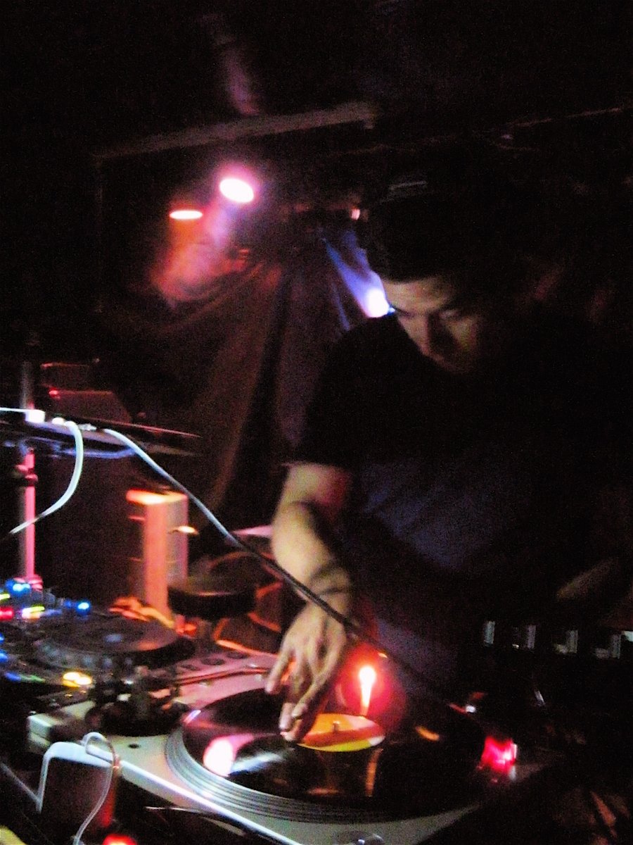 transit_records's tweet image. 06/21(Sat.) Equalize
at Compufunk Records
RA: ja.ra.co/events/2172416
Guest DJs from Germany:
My Secret Playground (from Berlin)
Daniel M. (from Frankfurt am Main)
DJs:
Ryoma Sasaki
Ouchi-S
Wataru Horiuchi
Live:
Paul Leonard (from Sheffield, UK)
Kawano Yasunori
Tokuda Daisuke