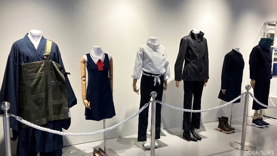 【Blu-ray&amp;DVD情報📀】

SHIBUYA TSUTAYA（シブツタ）にて
舞台「#呪術廻戦 0」Blu-ray&amp;DVD 発売記念
衣裳&amp;パネル展 実施中！

舞台で使用されたキャラクター衣裳やステージショットパネルを展示！
この機会にぜひご覧ください✨

📅開催期間
6月23日(月)まで

▼詳細はこちら
2024.jujutsukaisen-stage.com/news/0606a/