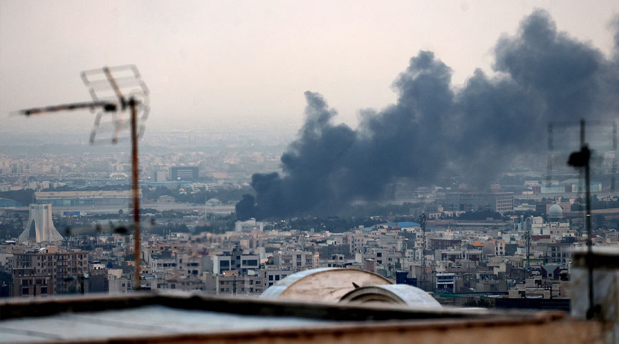 🔴 ئارتێشا ئیسرائیلێ: مە ئێریشەکە بەرفرەهـ ل سەر بارەگەهێن لەشکەری یێن ئیرانێ کریە

ئارتێشا ئیسرائیلێ راگهاند، وان شەڤا بۆری ئێریشەکە بەرفرەهـ بریە سەر بارەگەهێن لەشکەری یێن ل رۆژئاڤایێ ئیرانێ و جهێن دەپۆکرن و ئاڤێتنا مووشەکان هاتنە ئارمانجکرن.

darkamazi.net/archives/10524…