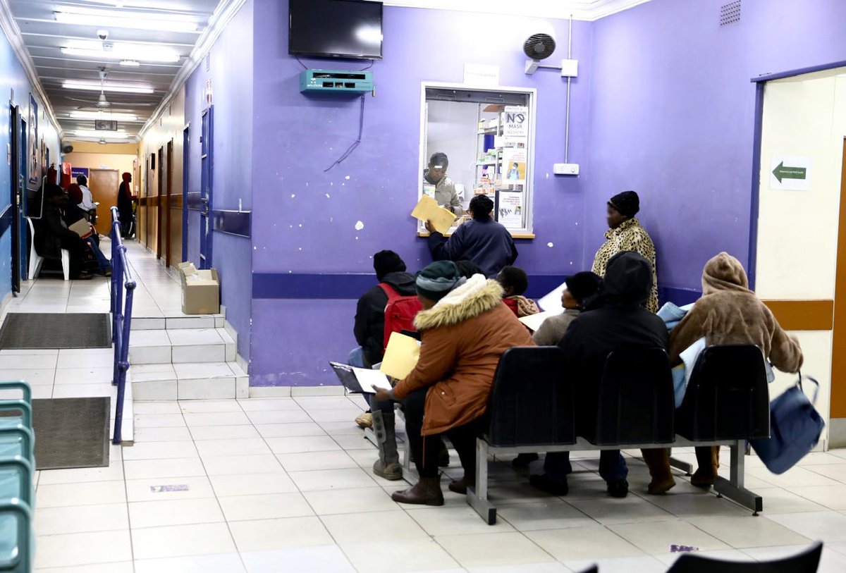 Community representatives and staff who remain at Itireleng Community Health Centre 🇿🇦, explained how the funding loss has led to:
✖️ decreased HIV testing services
✖️ increased waiting times
✖️ decrease in medication Pick-up-Points
✖️ struggle with tracing people &amp; linking to
