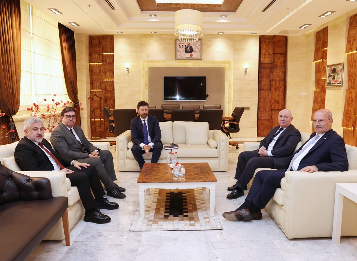 Ankara Kalkınma Ajansı koordinasyonunda ve Ankara Ticaret Odamızın ev sahipliğinde düzenlenen, sağlık sektöründe yatırım olanaklarının, girişimcilik dinamiklerinin ve iş birliği fırsatlarının ele alınacağı “Sağlık Odağında Yatırım Panel ve Çalıştayı”nın açılışını Ankara Kalkınma